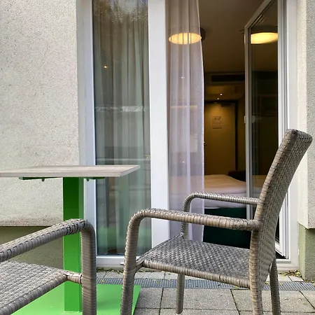 Design & Budget Hotel Wien Schoenbrunn Exterior photo