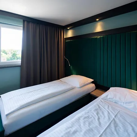 Design & Budget Hotel Wien Schoenbrunn Exterior photo